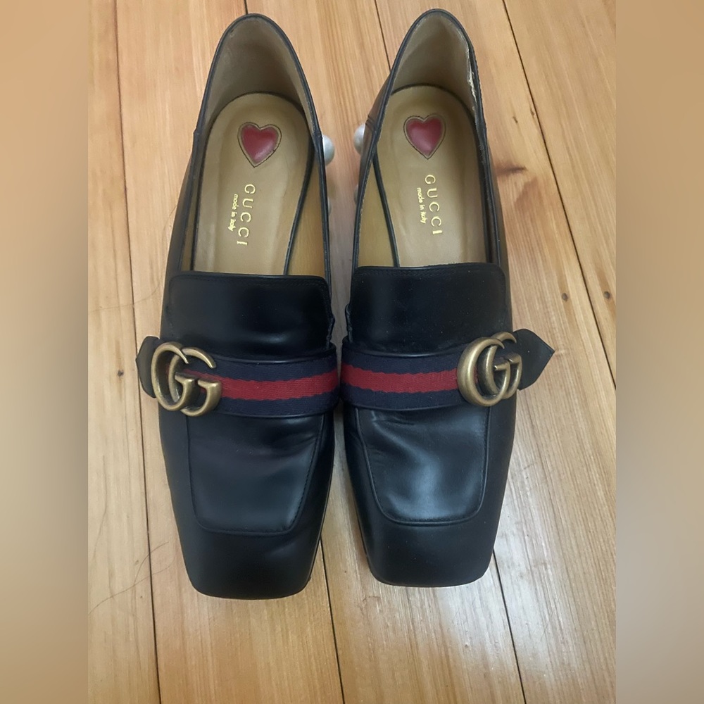Authentic gucci loafers - timeless style❤️